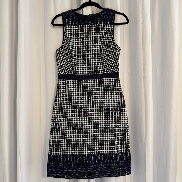 J. Crew Dresses & Skirts - J.Crew Navy White Textured Sheath Dress Size 4 Preppy